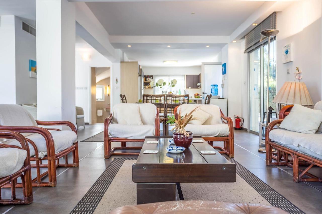 Villa Hibiscus بروتاراس المظهر الخارجي الصورة